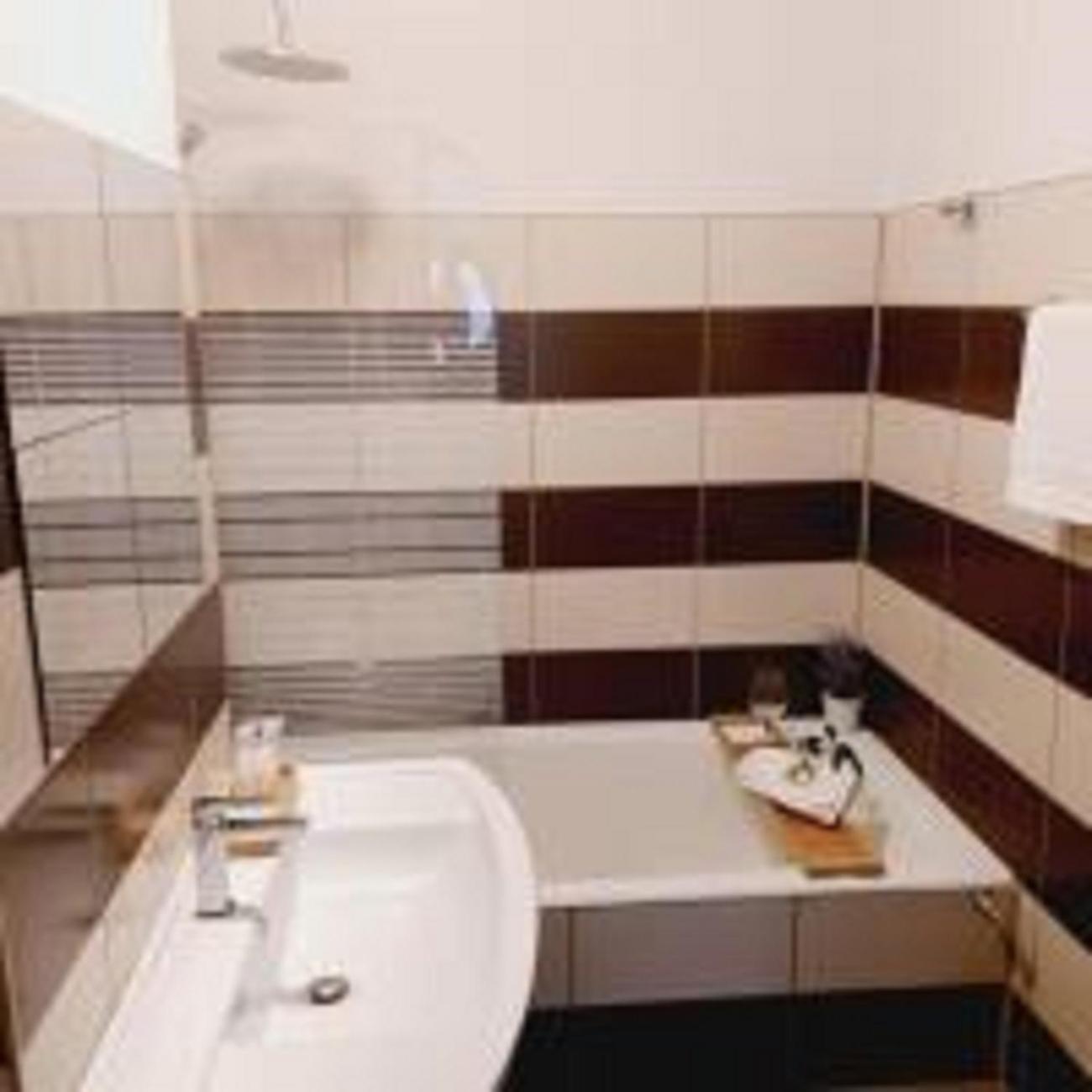 Cozy Apartment In The Center Of Bukares Bagian luar foto