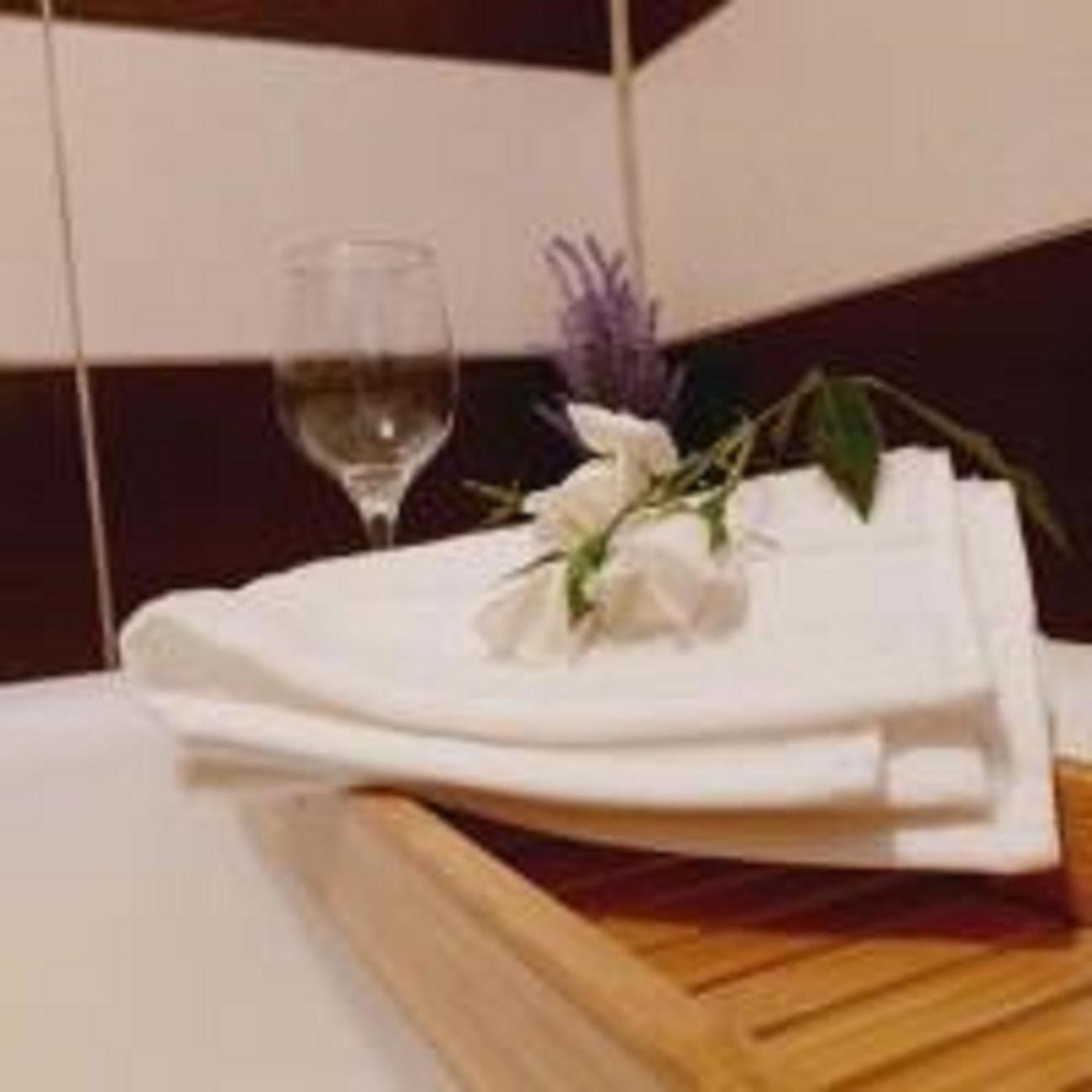 Cozy Apartment In The Center Of Bukares Bagian luar foto
