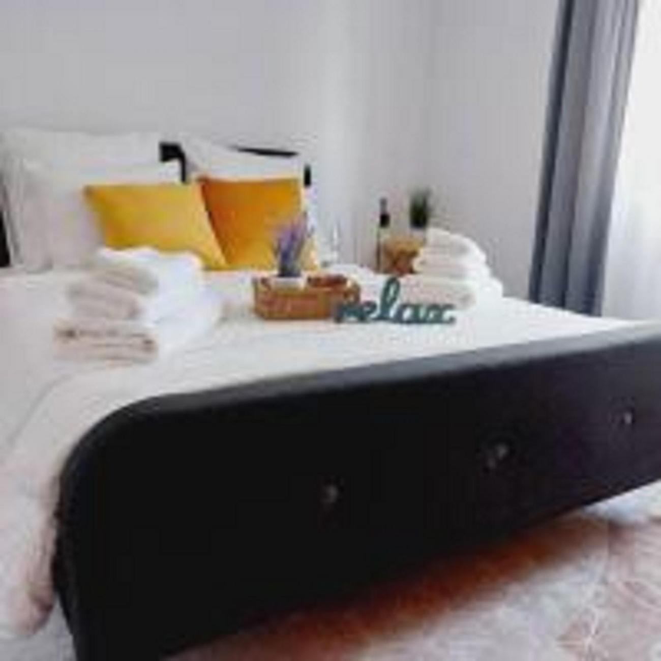 Cozy Apartment In The Center Of Bukares Bagian luar foto