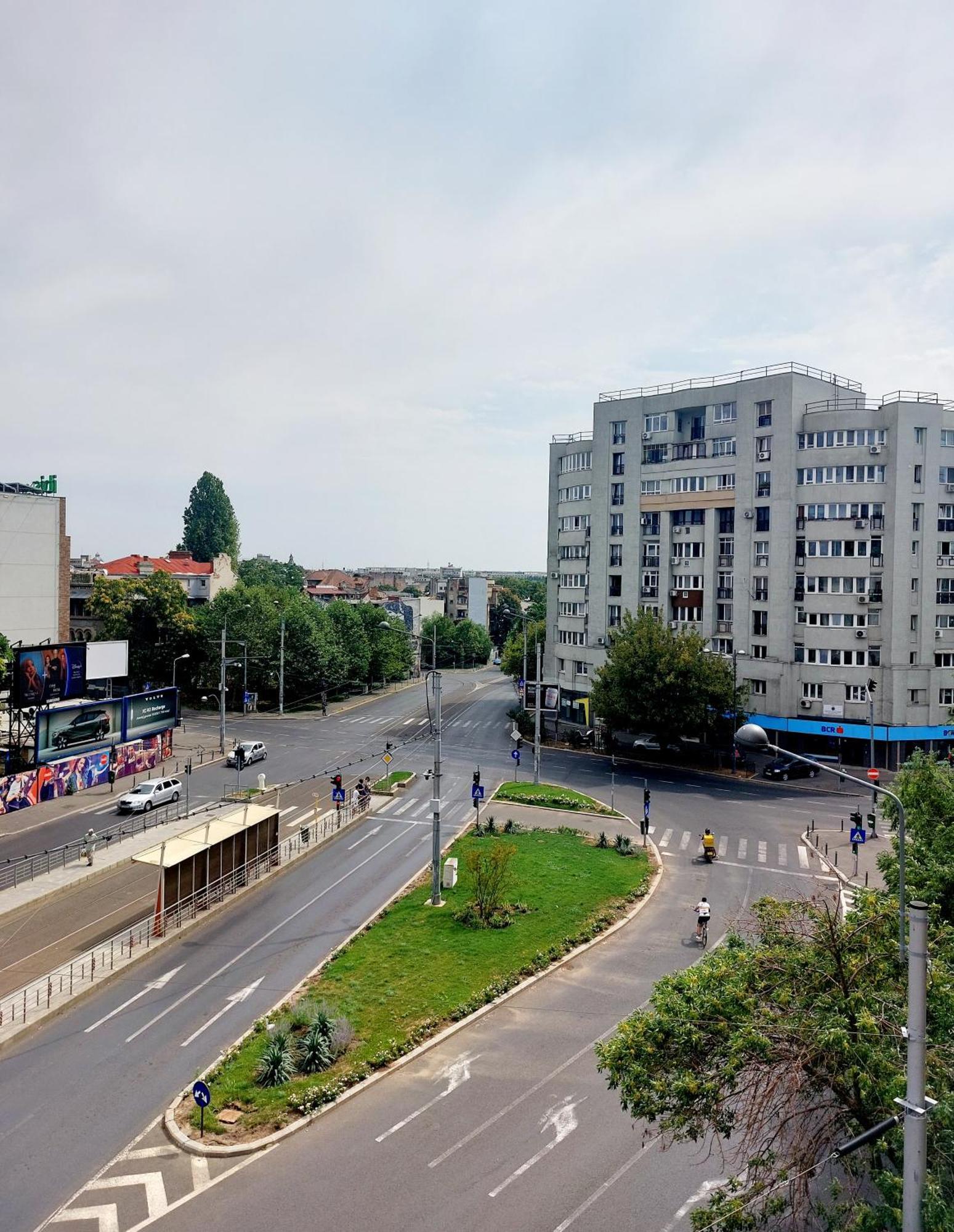 Cozy Apartment In The Center Of Bukares Bagian luar foto